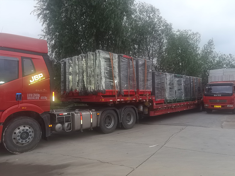 吉林通化路名牌燈箱100臺，第八車發(fā)貨！